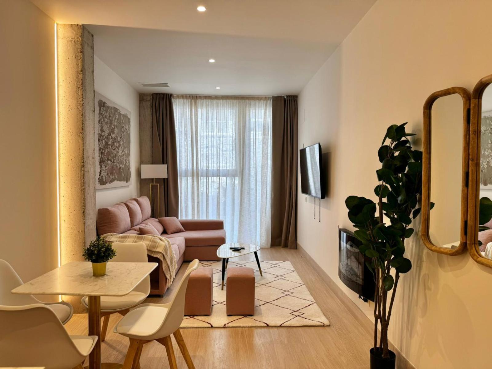 Apartamentos Orilla Del Bernabeu Madryt Zewnętrze zdjęcie