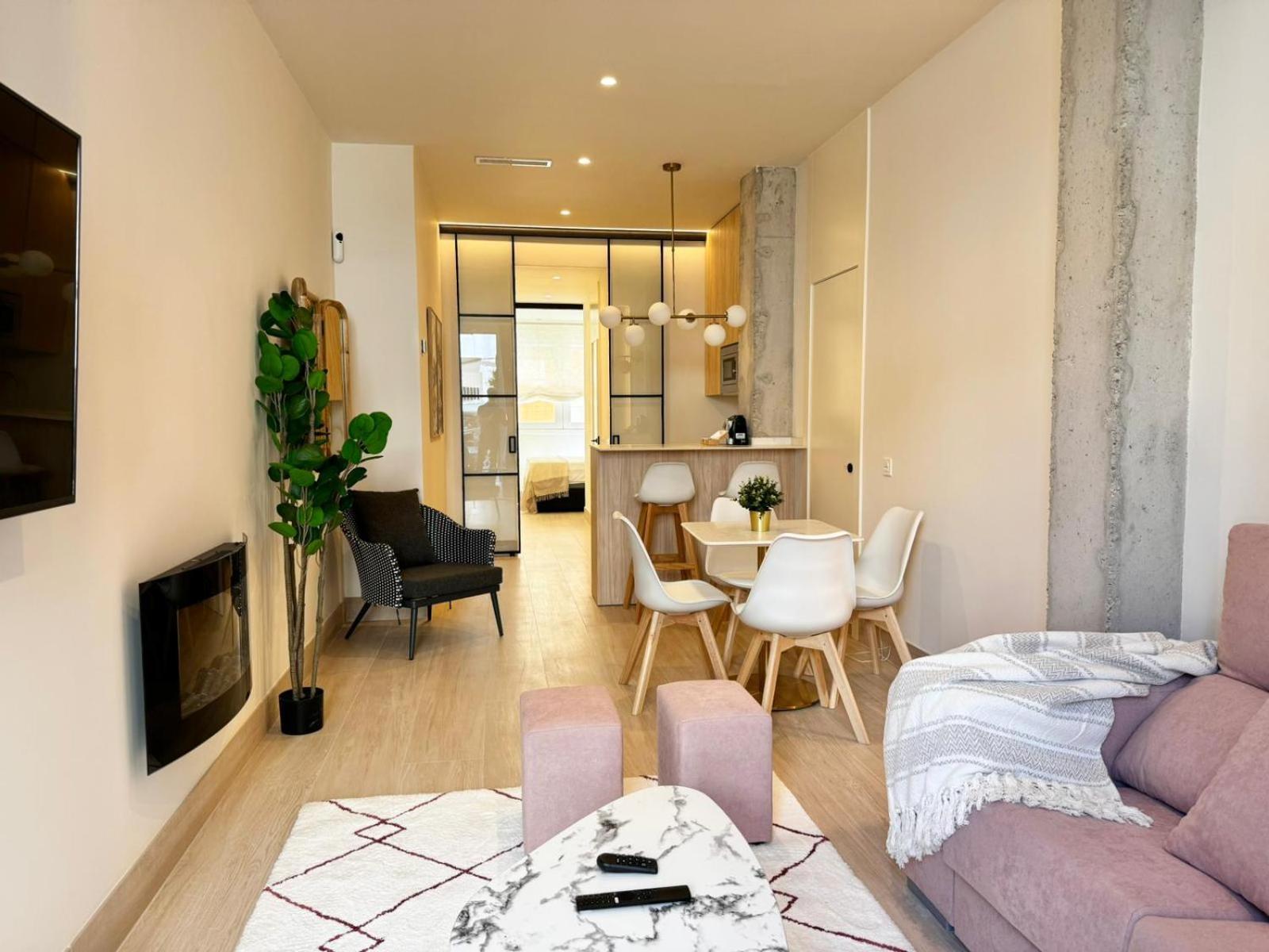 Apartamentos Orilla Del Bernabeu Madryt Zewnętrze zdjęcie