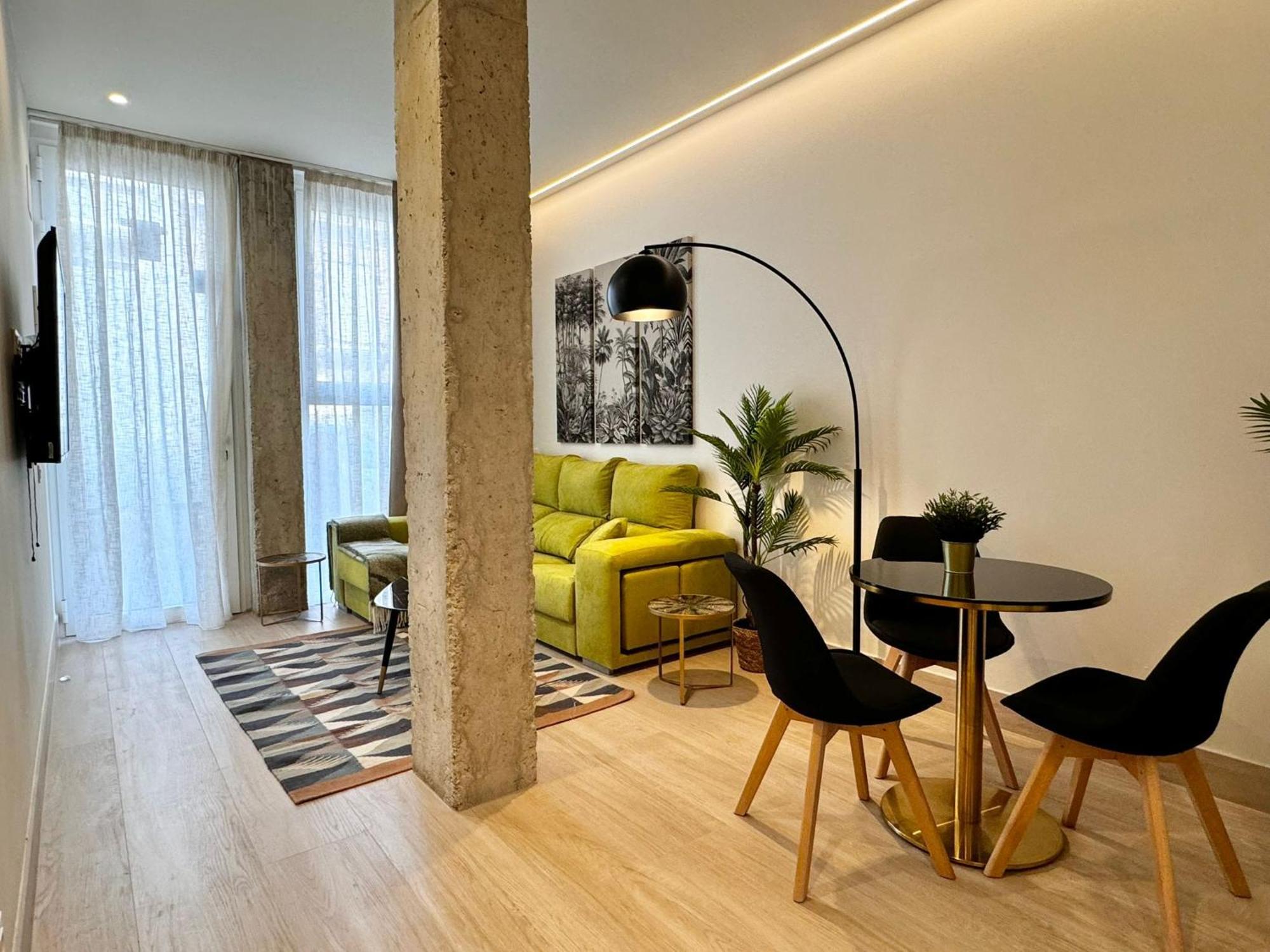 Apartamentos Orilla Del Bernabeu Madryt Zewnętrze zdjęcie