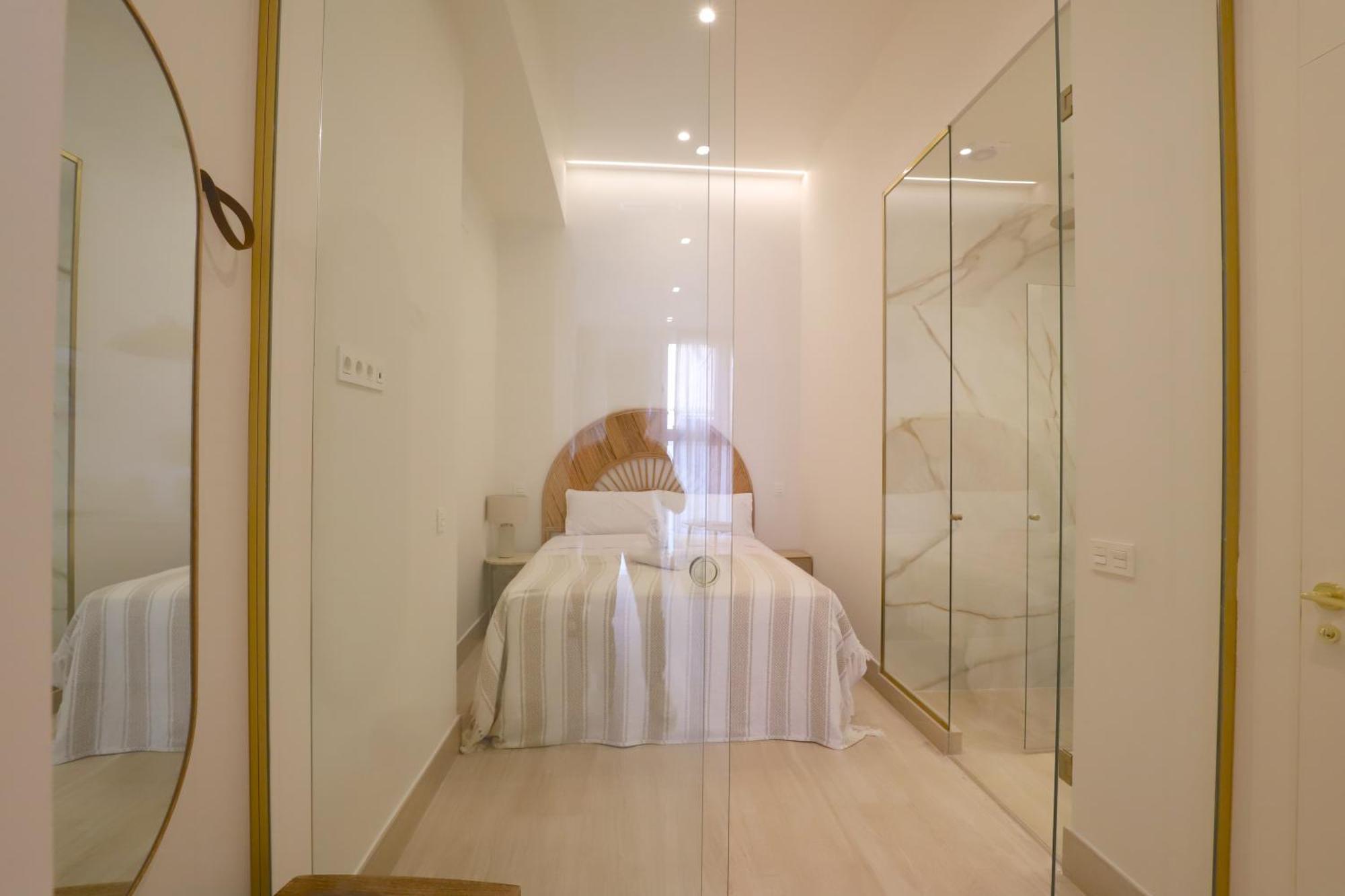 Apartamentos Orilla Del Bernabeu Madryt Zewnętrze zdjęcie
