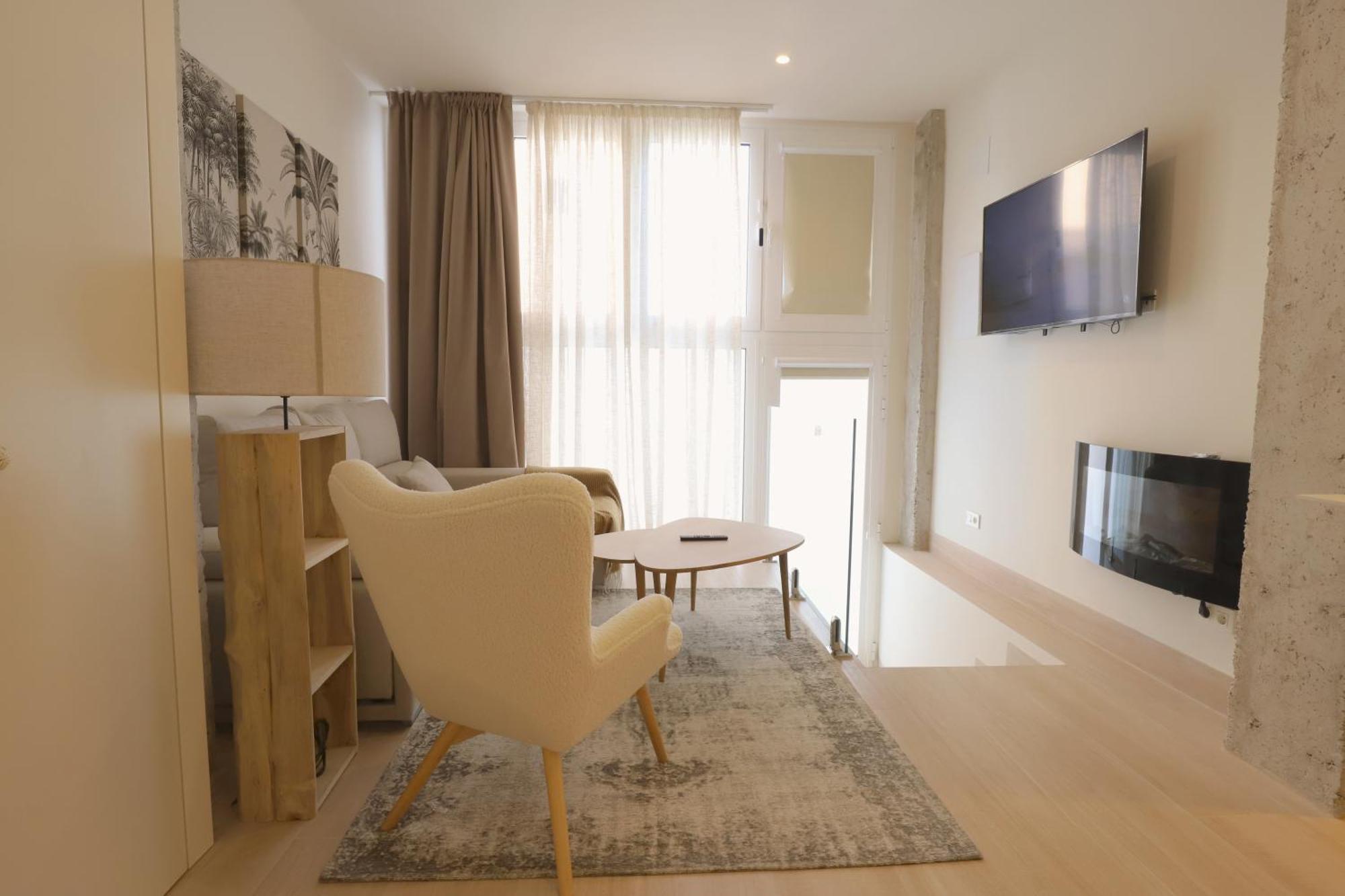 Apartamentos Orilla Del Bernabeu Madryt Zewnętrze zdjęcie