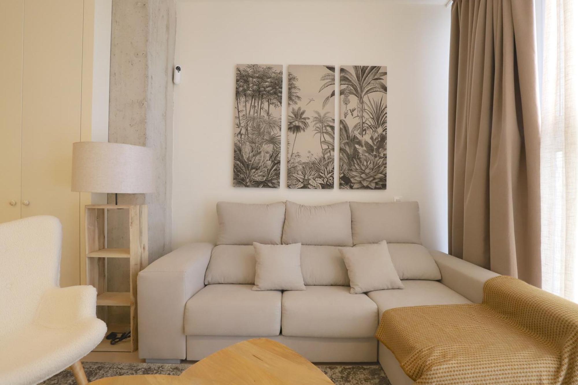 Apartamentos Orilla Del Bernabeu Madryt Zewnętrze zdjęcie